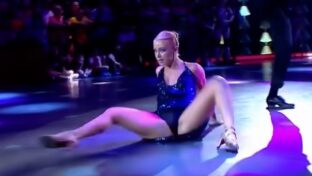 Tuli Acosta abierta de piernas tanga Bailando 2023 damageinc mujeres