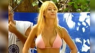 Jesica cirio tetas bikini rosa Odisea TV damageinc modelos