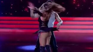 Lourdes Sánchez upskirt culo tanga negra Semifinal Bailando 2023 TV damageinc mujeres