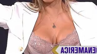 Floppy Tesouro conduciendo en TV… tremendo gomerío !