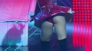 Sofía Macaggi upskirt culo en tanga roja Bienvenidos a Bordo TV damageinc videos