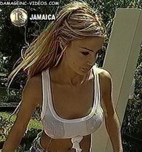 Panam in Jamaica (hot shorts and wet top… great boobs !)